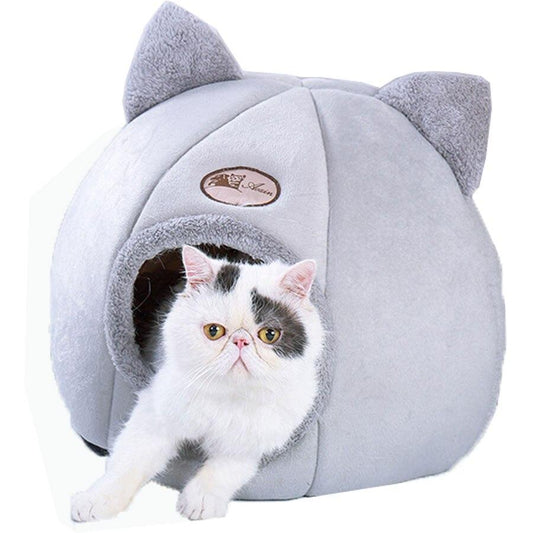 Winter Warming Cat House
