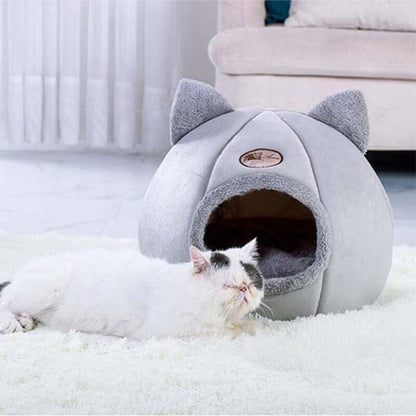 Winter Warming Cat House